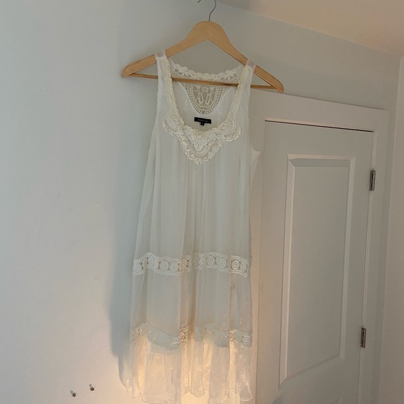 White Maxinne Mode Dress - Picture 3 of 3